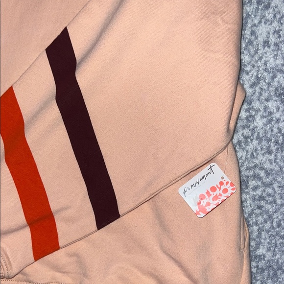 Free People Pastel Peach Graphic Sweater Size Medium over Size - Picture 3 of 7